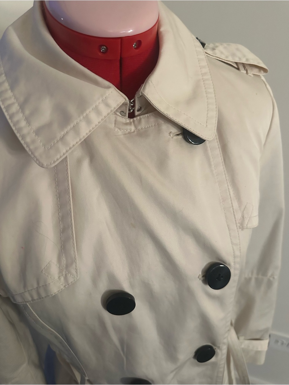 Banana Republic Cream Double-Breasted Trench Coat - Picture 3 of 6
